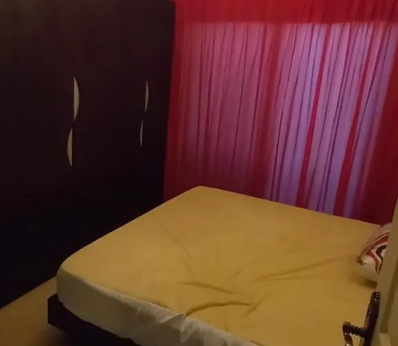 قرية مرسيليا بلوباي آسيا Alpesi faház